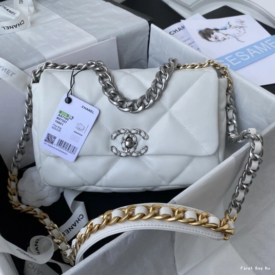 First Bag Ru 19 Handbag-26CM  CHANEL 0804